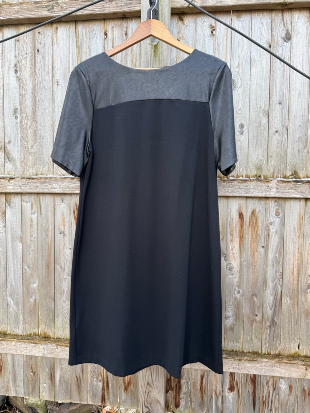 Ann Taylor Black Short-Sleeve Midi Dress with Faux Leather Business Punk Stretch